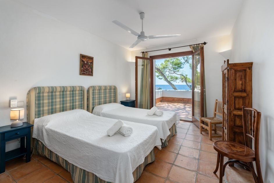 14_Villa_ferienvermietlizenz_erste meereslinie_cal