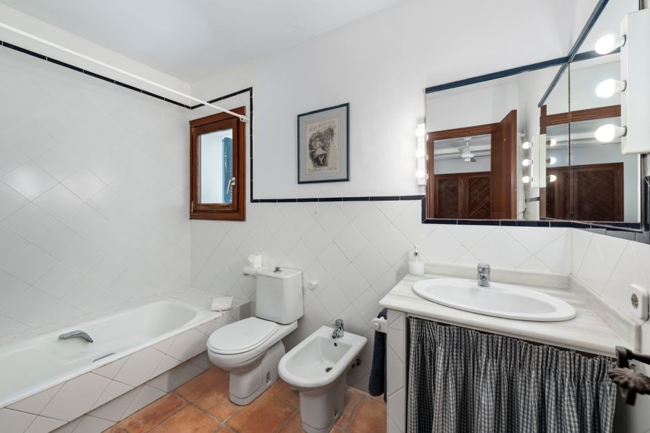 13_Villa_holiday licence_first line_cala d'or