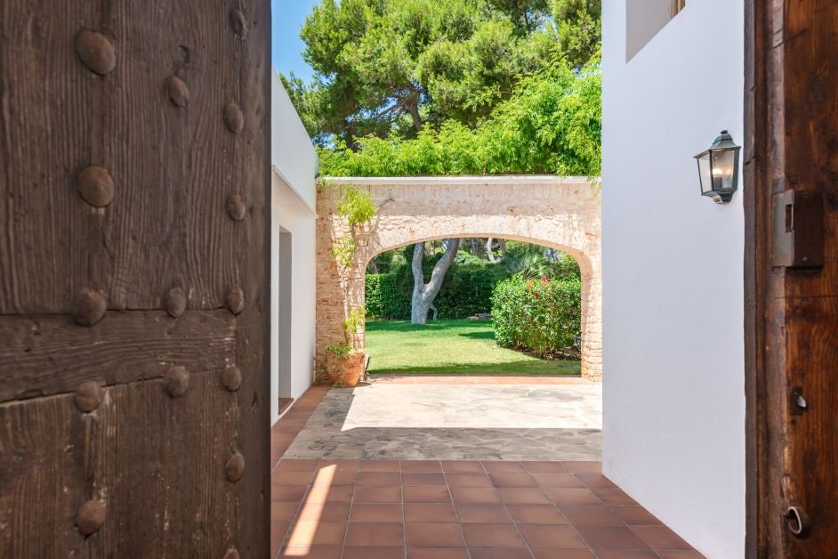 04_Villa_holiday licence_first line_cala d'or