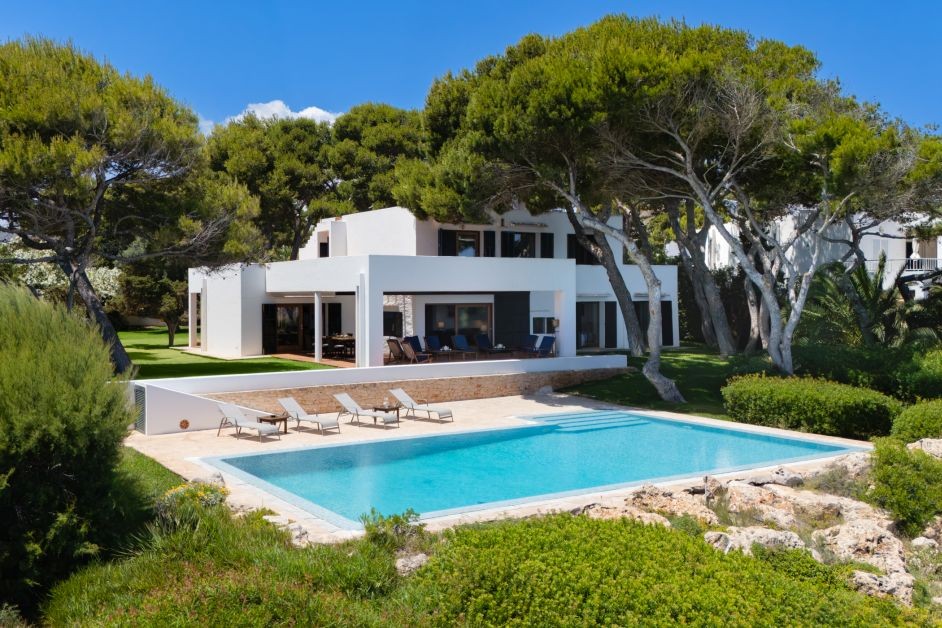 26_Villa_first line_big plot_cala d'or