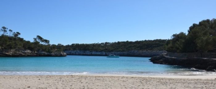 Cala-Mondragó-2-e1463586970369-620x277